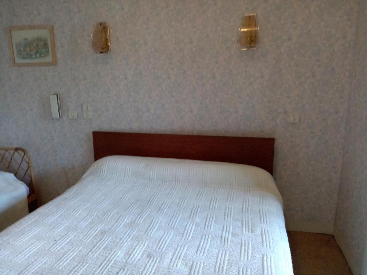 Chambres D'Hotes Des Voyageurs Magnac-Bourg Екстериор снимка